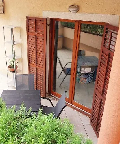 Graciela 아파트 풀라